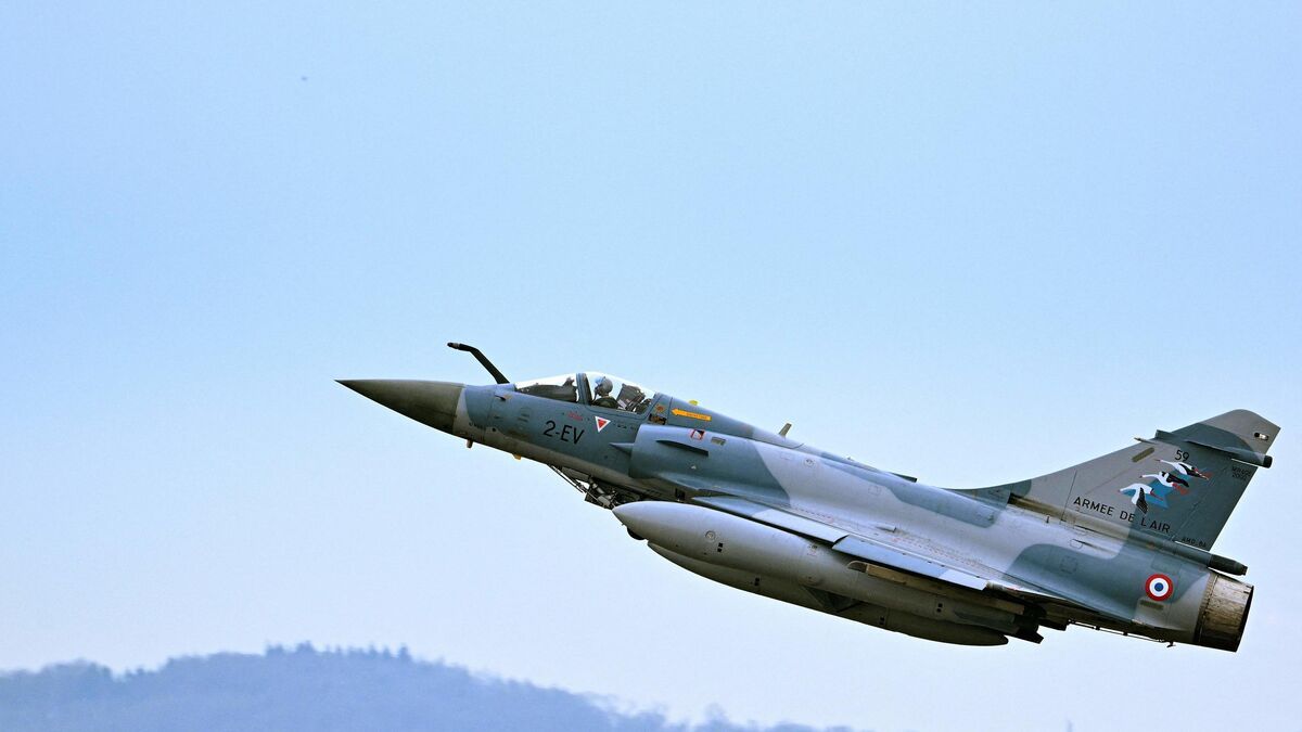 Kiev dévoile sa première bombe planante guidée : un tournant dans le conflit en Ukraine
