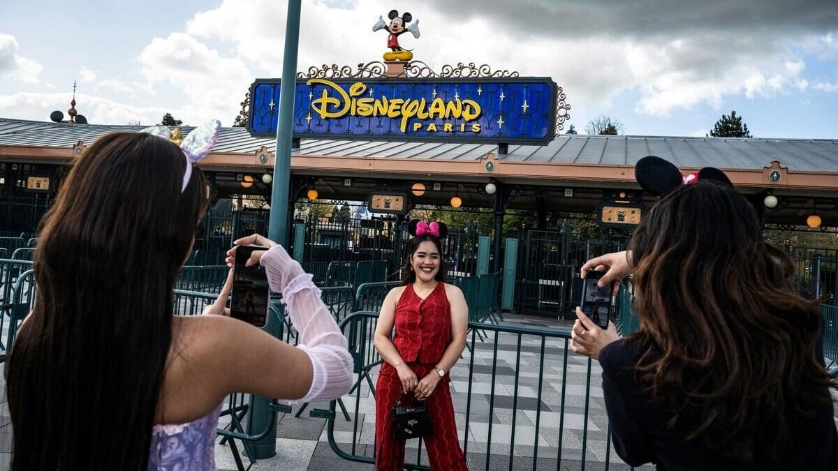 L'escroquerie à Disneyland Paris : une affaire qui mêle employés et tickets truqués