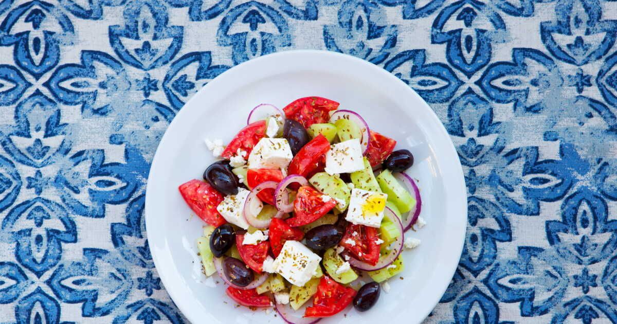 Découvrez la salade grecque de Laurent Mariotte : une fraîcheur estivale à savourer
