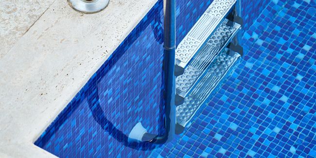 Les pièges à éviter pour un nettoyage parfait de votre piscine