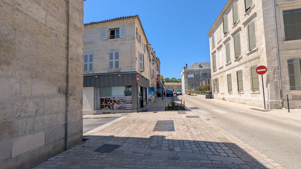 Braquage à Niort : deux suspects devant la justice après un vol spectaculaire