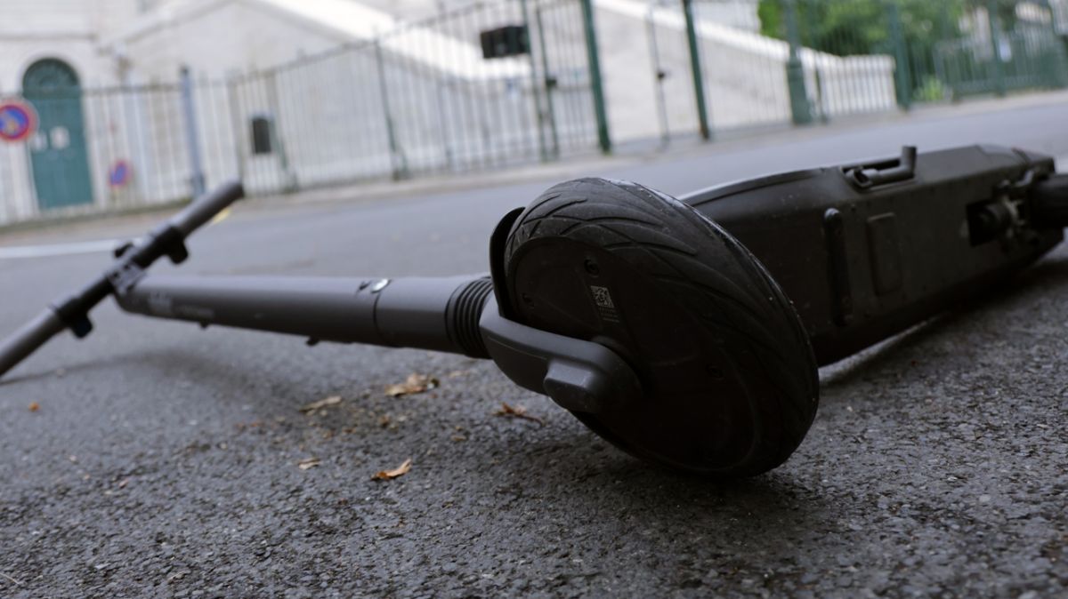 Un accident tragique au Blanc : une trottinette heurtée par une voiture