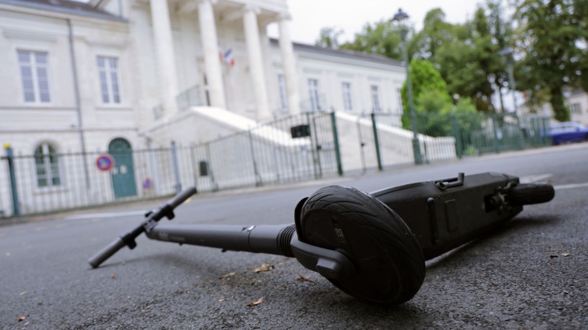 Sécurité renforcée : le casque devient obligatoire pour les trottinettes dans l'Indre