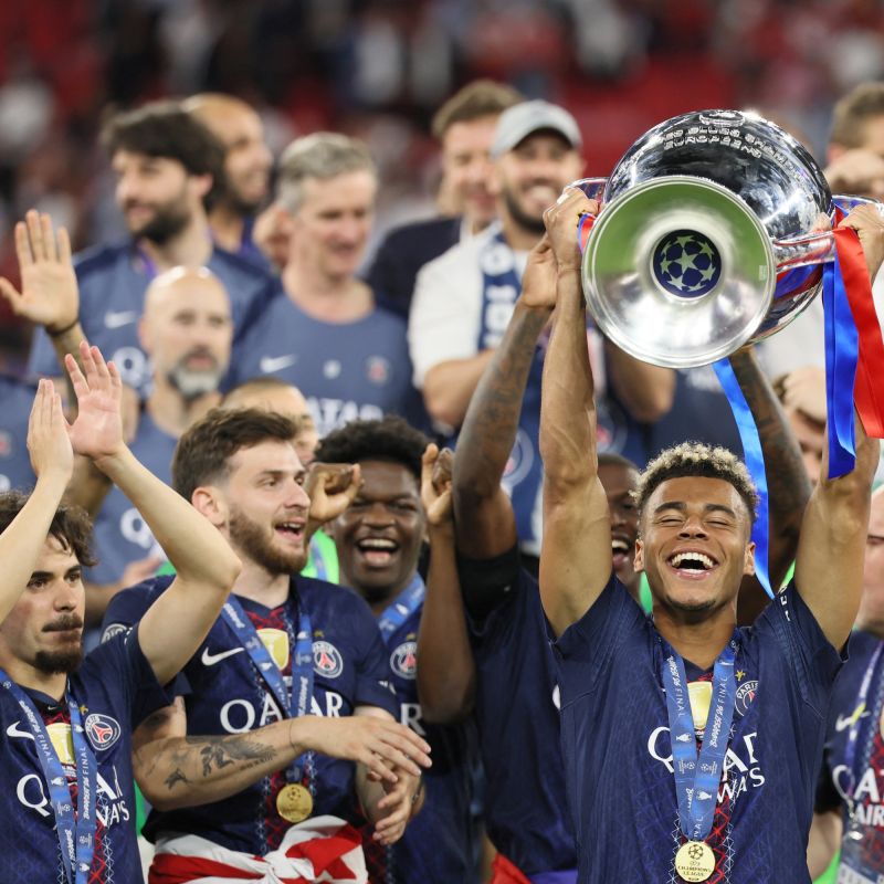 Les Bleus du PSG à Clairefontaine : un retour rapide après la victoire en Ligue des champions