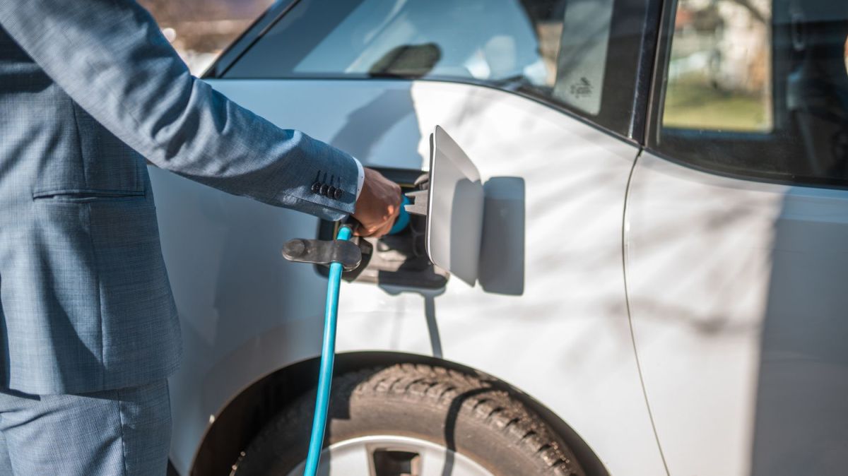 L'essor des voitures électriques en Allemagne : une hausse de 41 % en un an grâce aux subventions