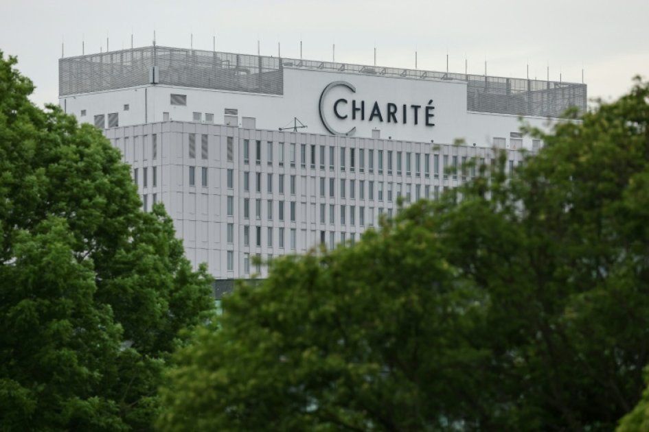 Ebola : un patient américain guéri en Allemagne et sa famille retrouvent la liberté