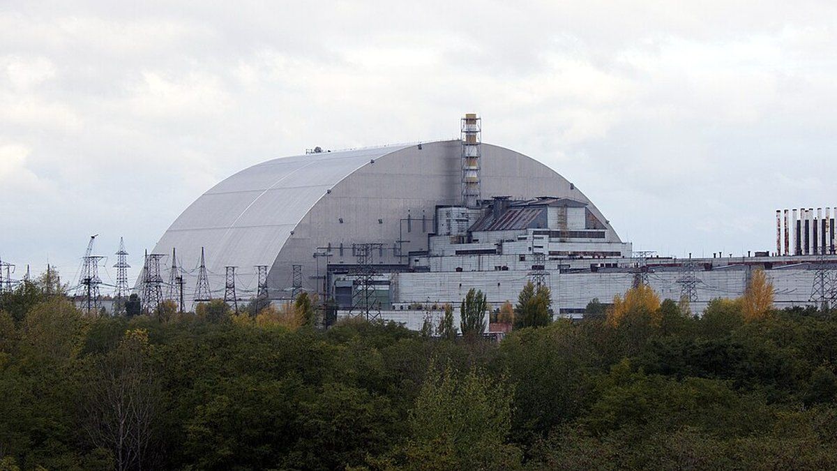 Zelensky dénonce une attaque russe sur Tchernobyl : un acte de lâcheté extrême