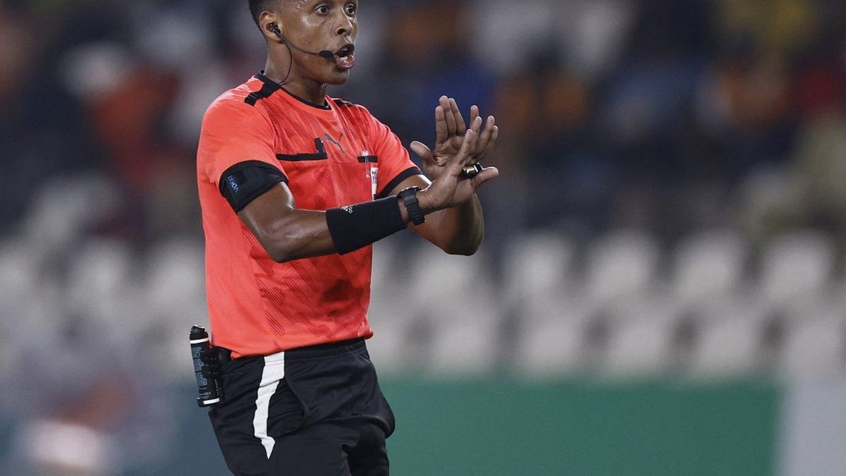 Un arbitre somalien refoulé aux États-Unis : un coup dur pour le football