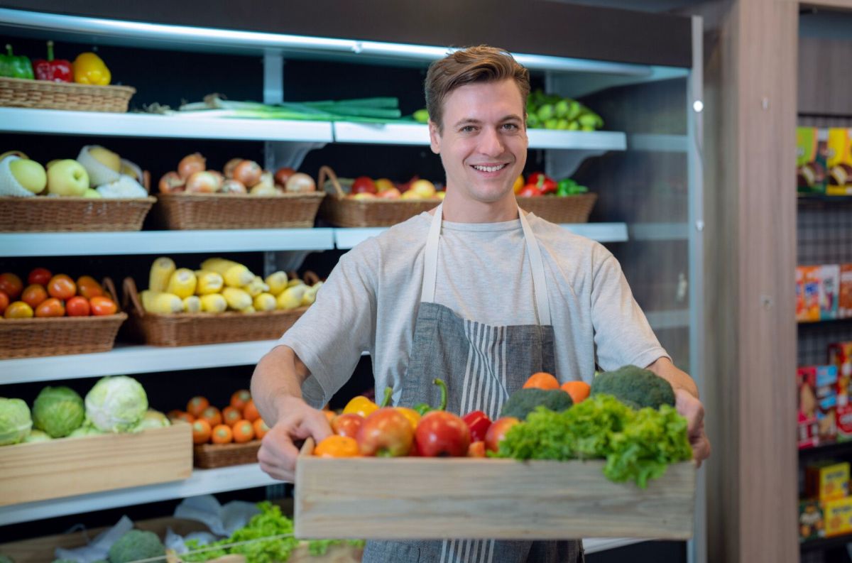 L'escroquerie des fruits et légumes : comment protéger nos aînés