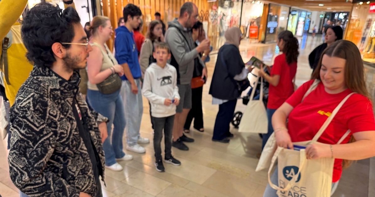 La passion des cartes Panini s'intensifie avec la Coupe du monde de football