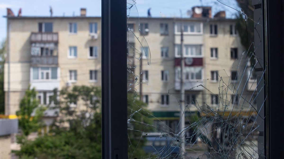 La tragédie d'une attaque aérienne en Ukraine : une victime innocente