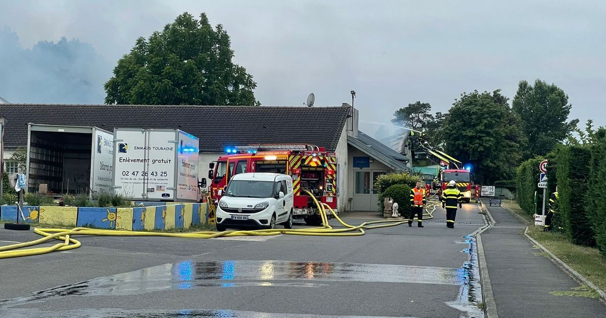Incendie dévastateur à Esvres-sur-Indre : le dépôt d'Emmaüs Touraine réduits en cendres