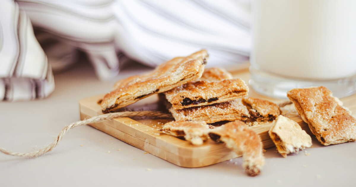 Découvrez la recette healthy de crackers façon pizza pour vos apéros
