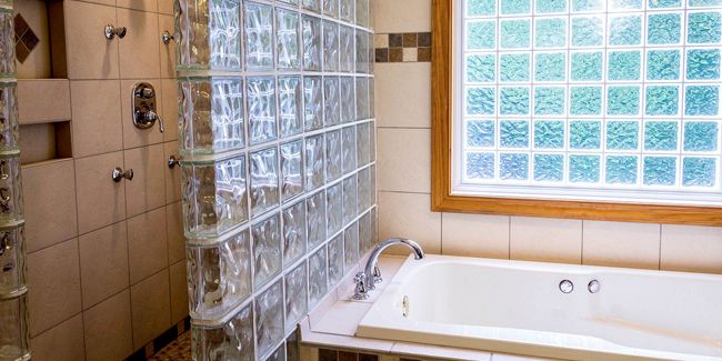 Comment nettoyer les joints de carrelage d'une salle de bain ?