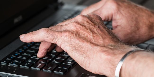 Comment déclarer ses impôts sans ordinateur ni connexion Internet ?