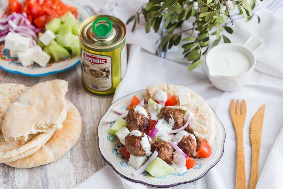 Keftedes : redécouvrez les boulettes d'agneau à la grecque