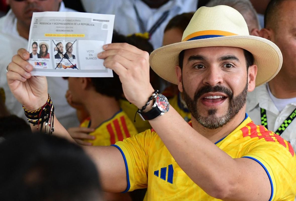Colombie : rencontre avec Abelardo de la Espriella, l'homme au poing de fer