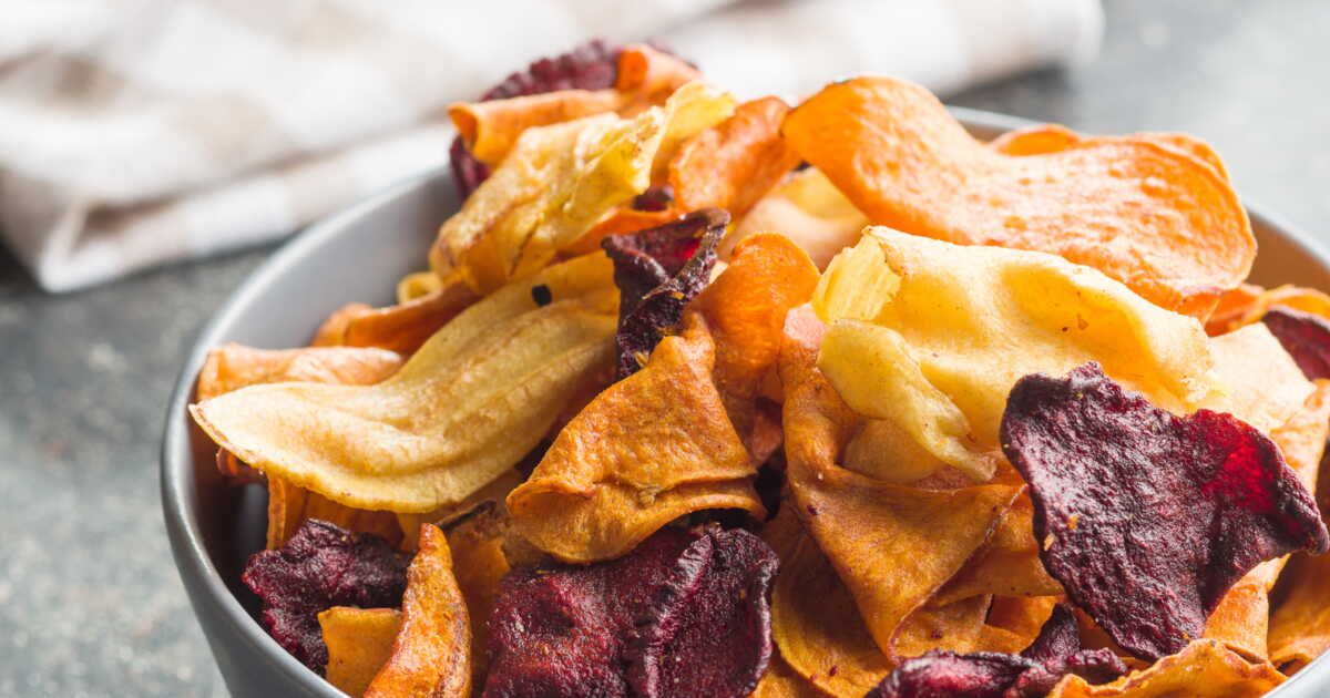 Chips de légumes : la recette croustillante de Juan Arbelaez à découvrir