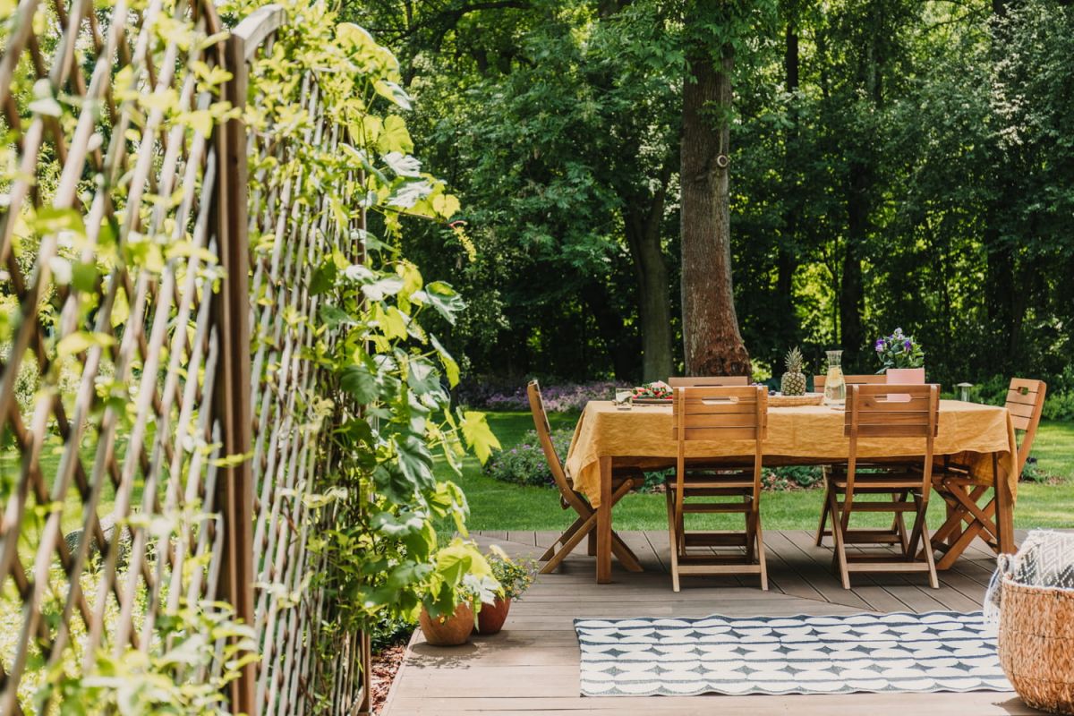 Les pièges invisibles des clôtures de jardin : comment éviter les conflits à 5000 euros