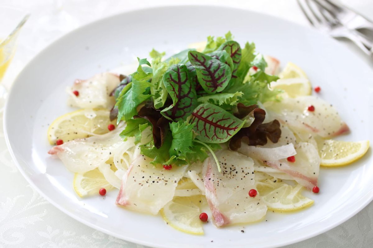Le carpaccio de lieu noir : une entrée délicieuse à découvrir