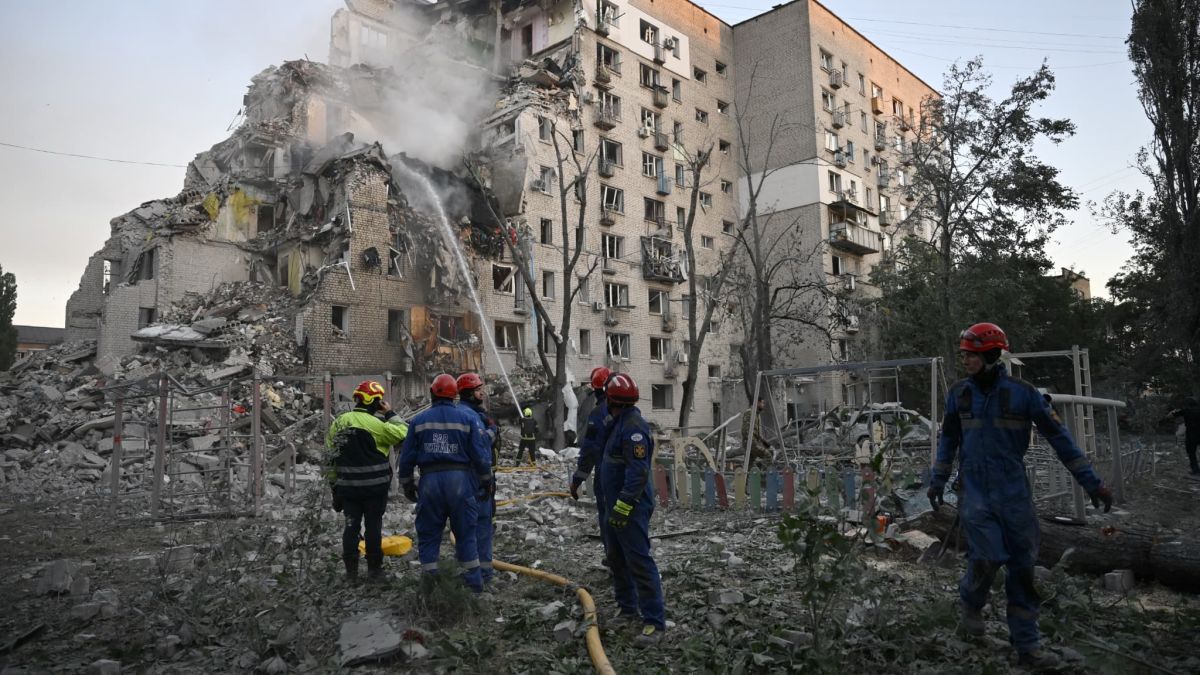 Kiev frappée par des missiles : un bilan tragique d'au moins huit victimes