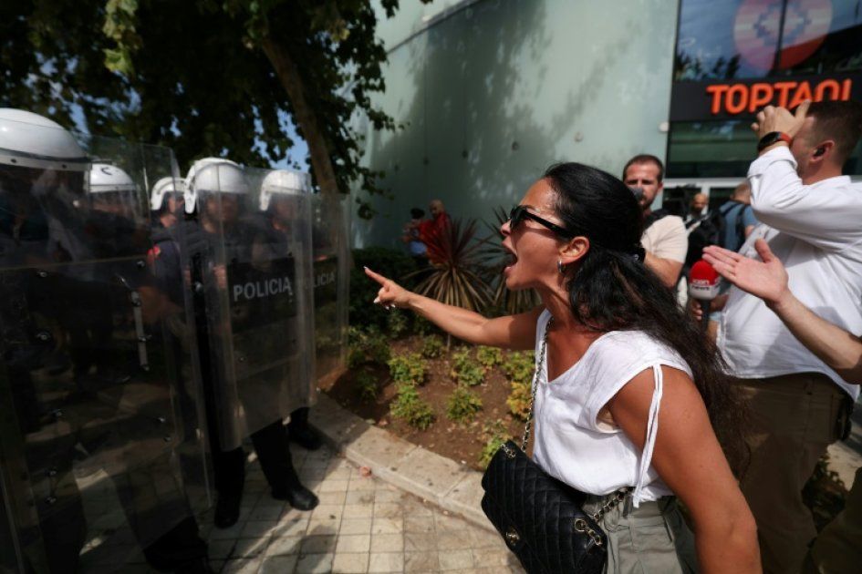 Tirana en ébullition : tensions autour d'un projet immobilier controversé associé à la famille Trump