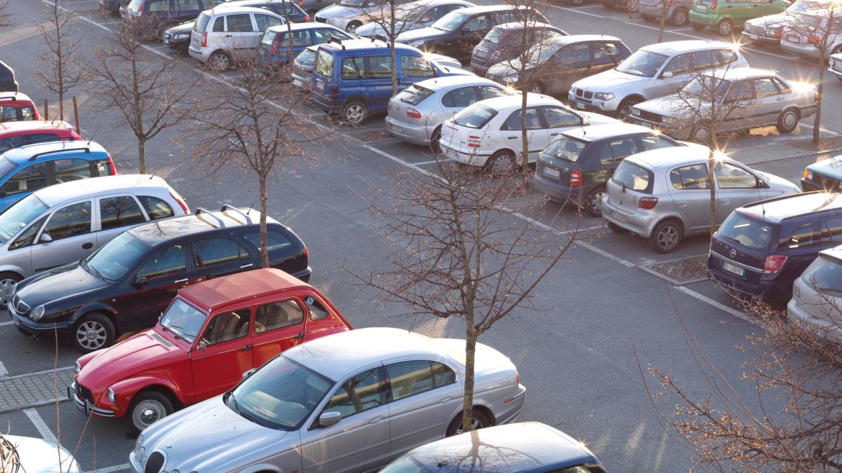Le marché de l'occasion en France : un virage vers l'électrique et les voitures anciennes