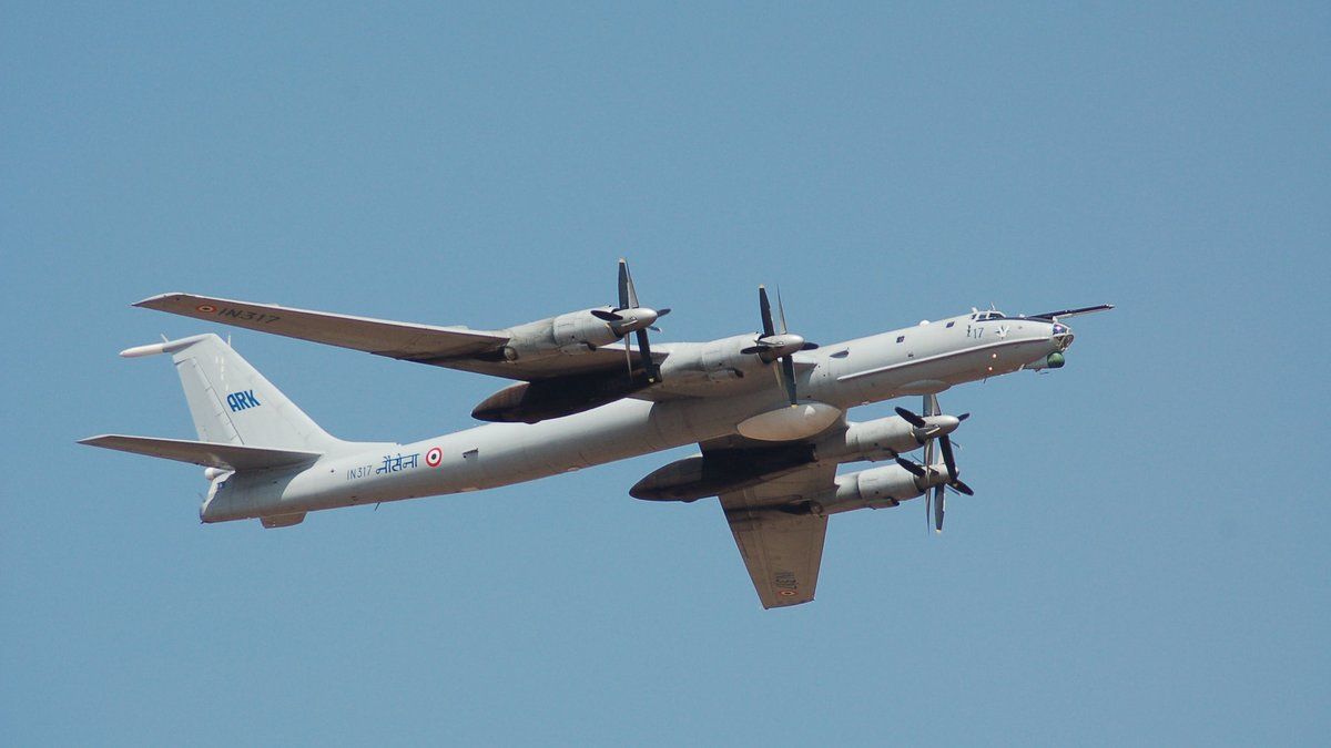 Tensions en mer de Norvège : interception d'un avion russe près du porte-avions britannique