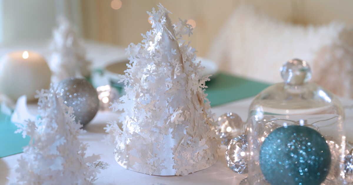 Un sapin en papier pour Noël