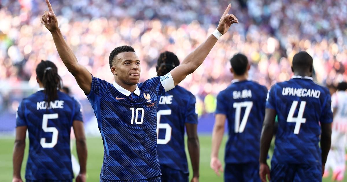 Le succès fulgurant des maillots des Bleus, reflet de l'engouement populaire