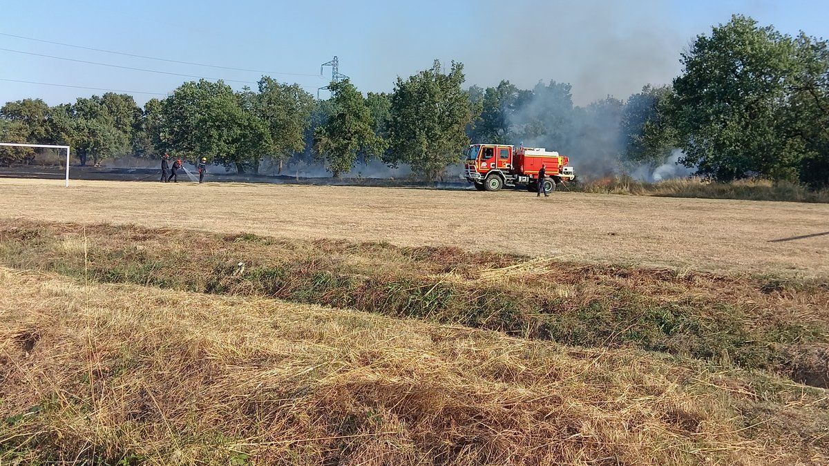 Un incendie maîtrisé préserve la sécurité des habitations à La Salvetat-Saint-Gilles