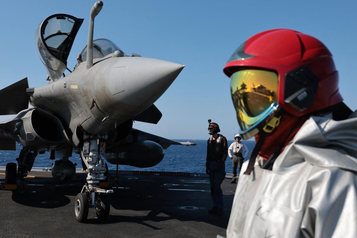 La France intensifie son réarmement face aux défis budgétaires