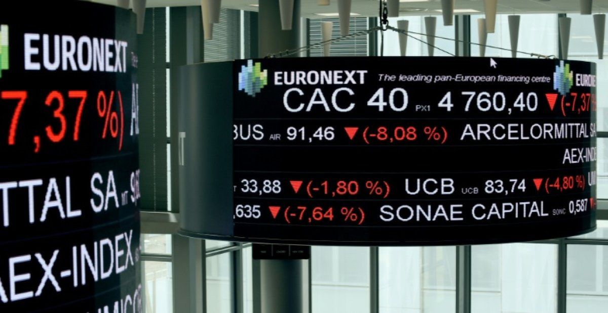 La Bourse de Paris en léger recul, le luxe maintient l'espoir